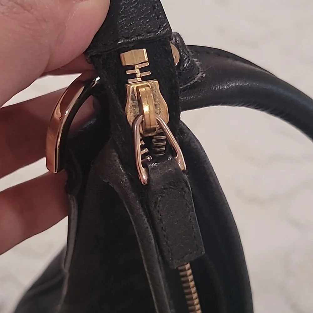 Gucci D Ring Canvas Hobo Bag - Picture 12 of 13